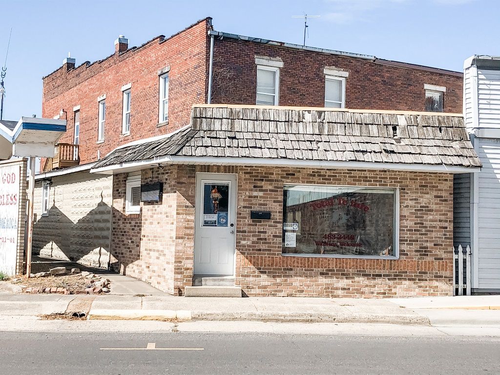 108 N Main St, Altamont, IL 62411